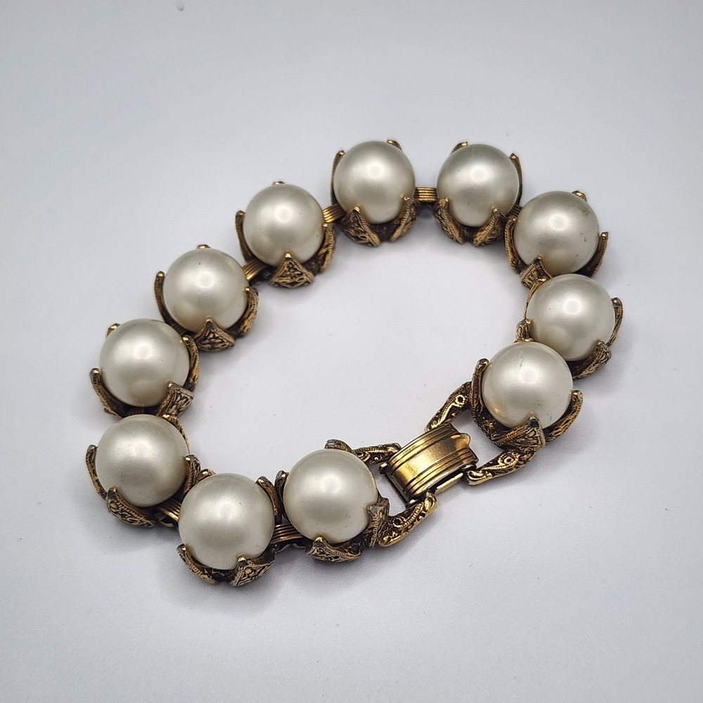 Vintage Estate Bracelet Gold Tone Faux Pearl Filigree Link 6.5in